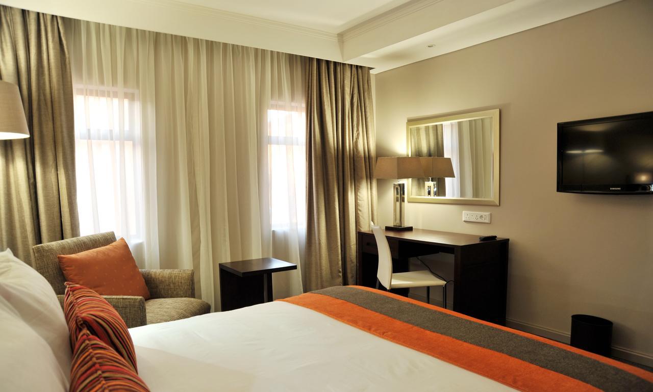 Cresta Mahalapye Hotel Luaran gambar